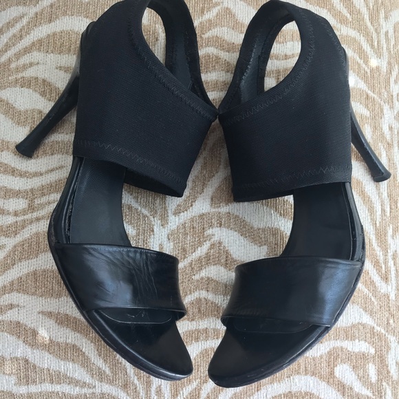 Stuart Weitzman sandals - Picture 8 of 9